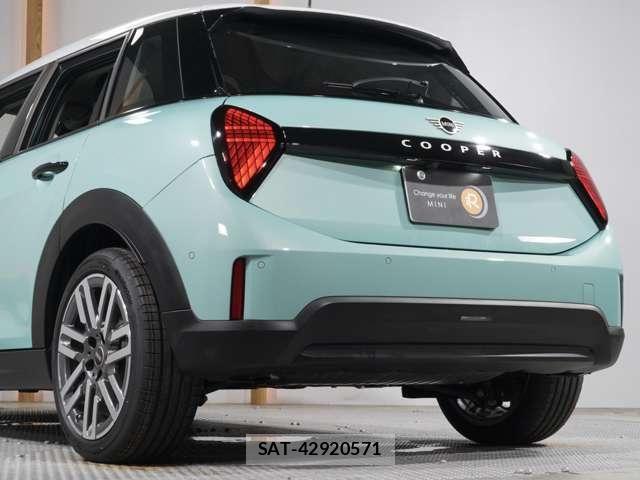 Bmw MINI 2025-02 8131236-24