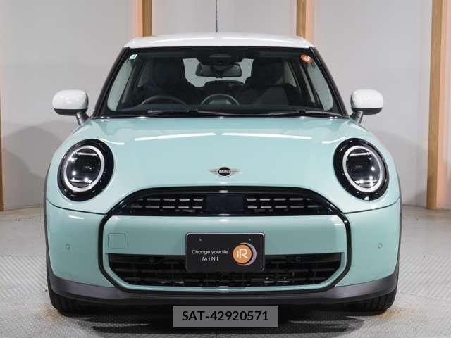 Bmw MINI 2025-02 8131236-6