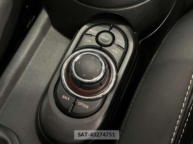 Bmw MINI 2022-04 8131237-15