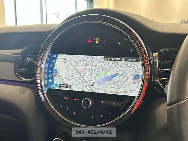 Bmw MINI 2022-04 8131237-2