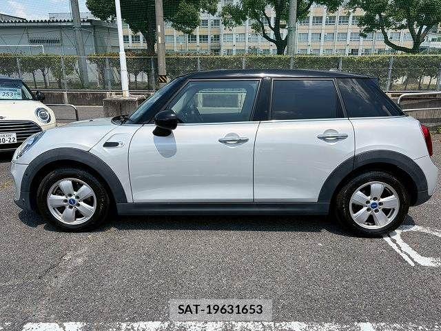 Bmw MINI 2019-07 8146170-15