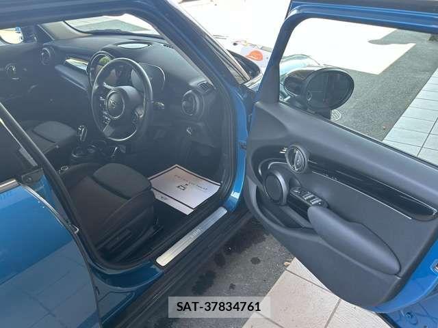 Bmw MINI 2022-06 8208729-10