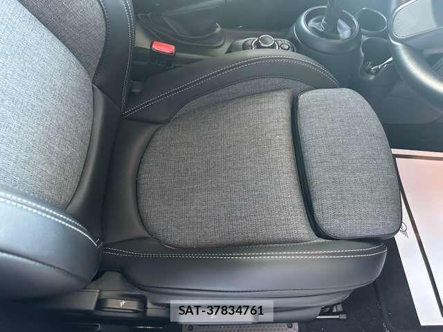 Bmw MINI 2022-06 8208729-13