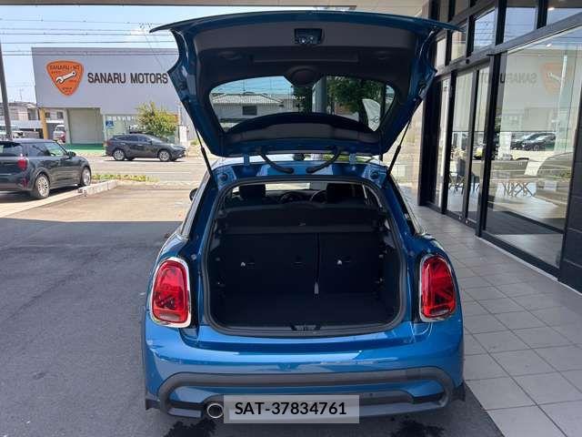 Bmw MINI 2022-06 8208729-7