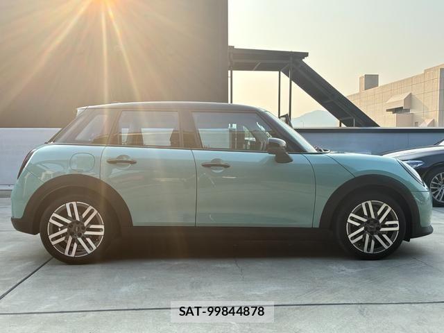 Bmw MINI 2025-11 8208727-6