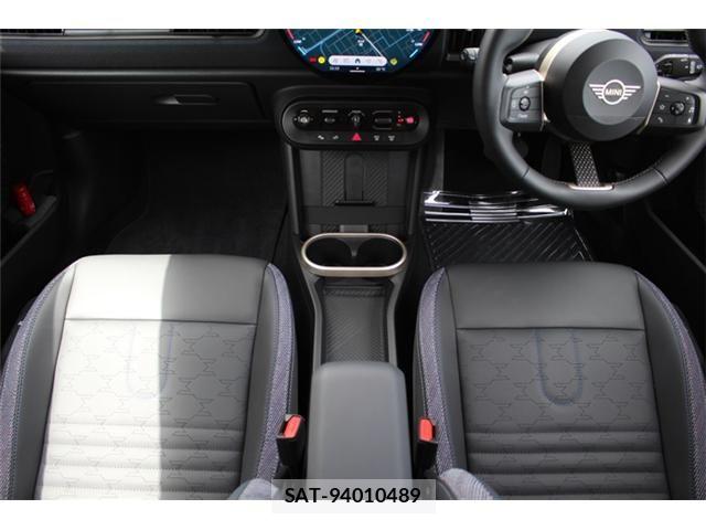 Bmw MINI 2025-06 8208728-8