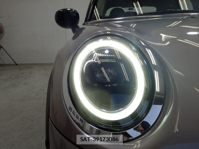 Bmw MINI 2021-12 8208725-8