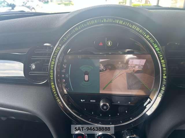 Bmw MINI 2022-04 8208730-16