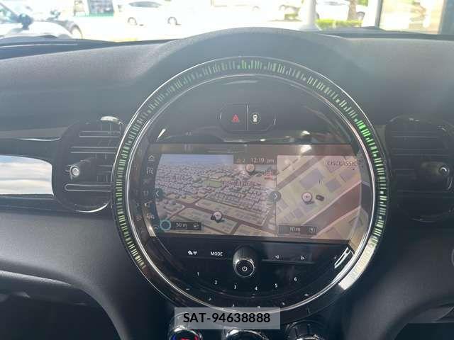 Bmw MINI 2022-04 8208730-17