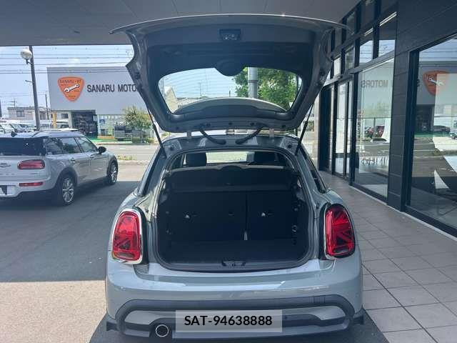 Bmw MINI 2022-04 8208730-8