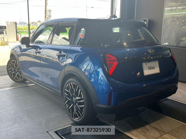 Bmw MINI 2025-11 8208726-20