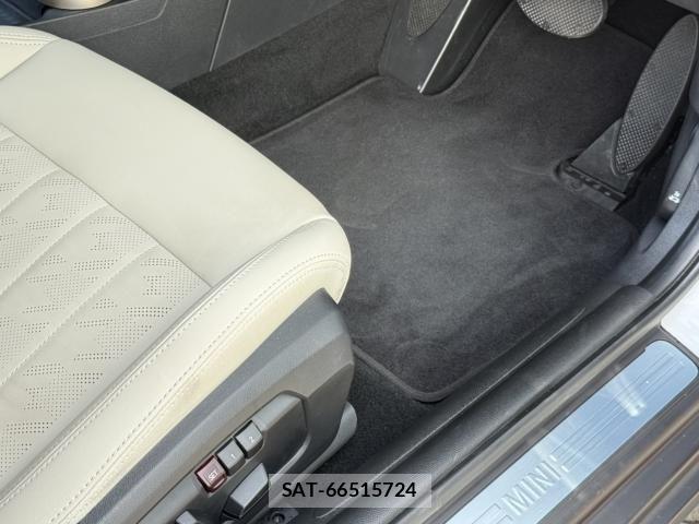 Bmw MINI 2025-06 8245925-23