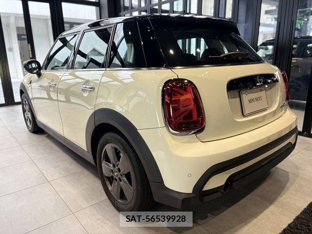 Bmw MINI 2021-08 8354953-2