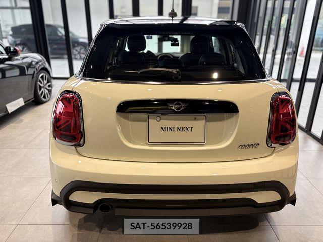 Bmw MINI 2021-08 8354953-4