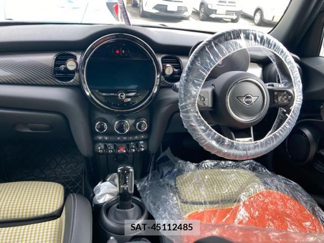 Bmw MINI 2023-04 8413597-9