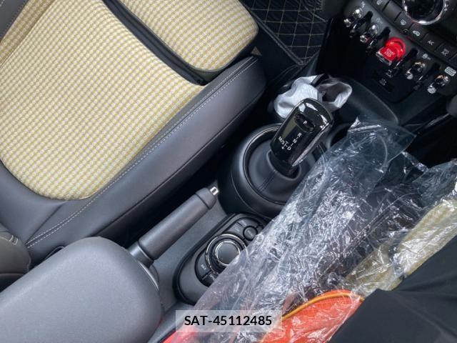 Bmw MINI 2023-04 8413597-17