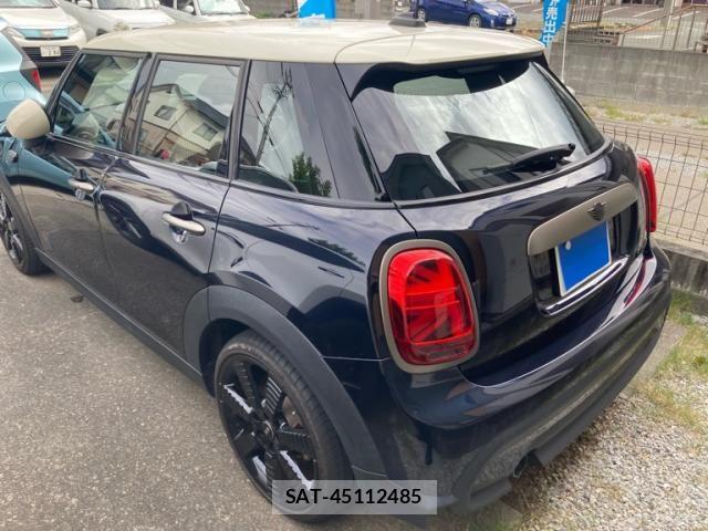 Bmw MINI 2023-04 8413597-1