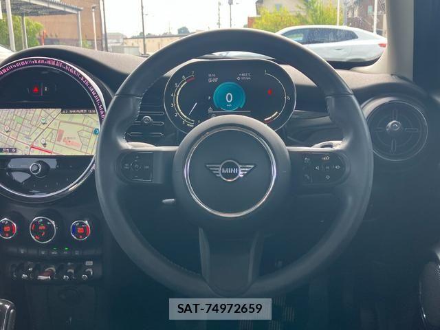 Bmw MINI 2021-10 8413599-16