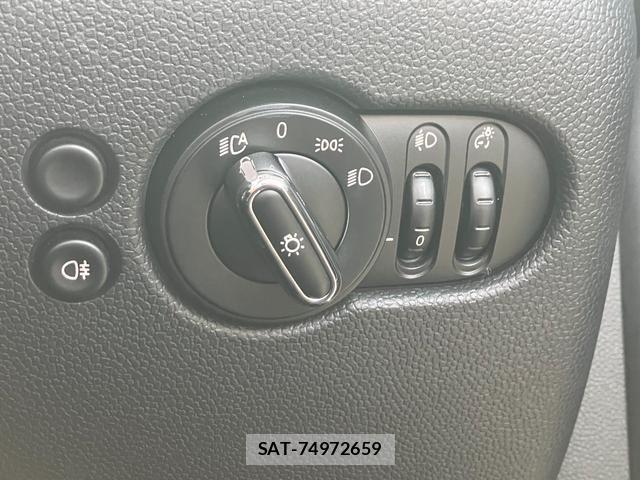 Bmw MINI 2021-10 8413599-17