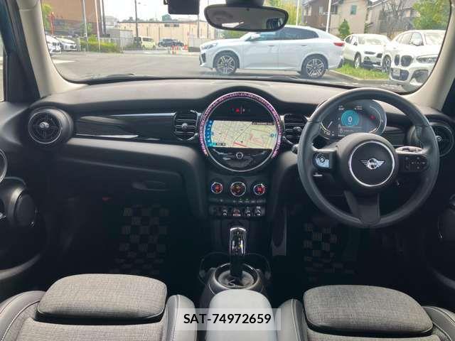 Bmw MINI 2021-10 8413599-1