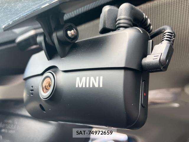 Bmw MINI 2021-10 8413599-23