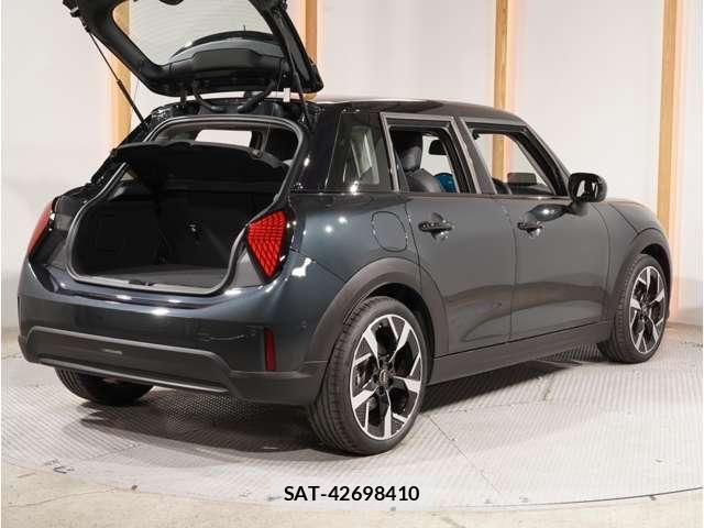 Bmw MINI 2025-09 8457902-26