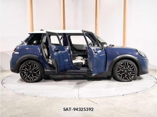 Bmw MINI 2025-06 8457904-21