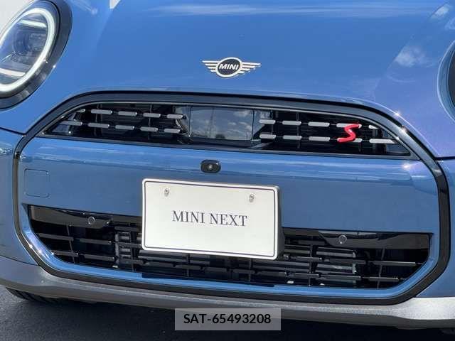Bmw MINI 2025-09 8525764-6