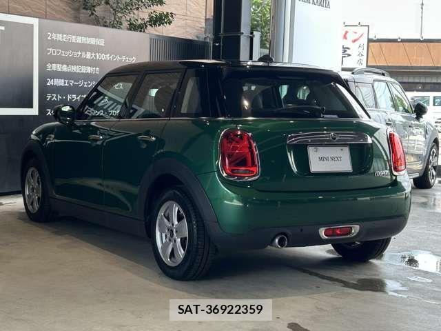 Bmw MINI 2020-11 8562673-13