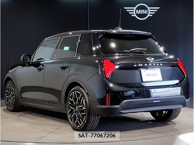 Bmw MINI 2026-03 8627709-2