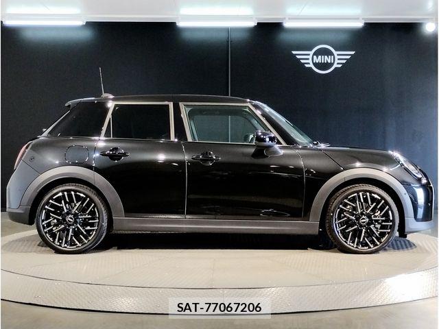 Bmw MINI 2026-03 8627709-5