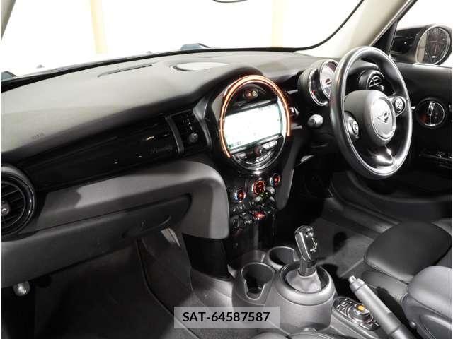 Bmw MINI 2021-02 8627715-12
