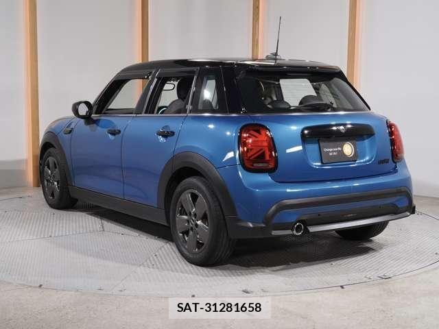 Bmw MINI 2021-07 8627714-1