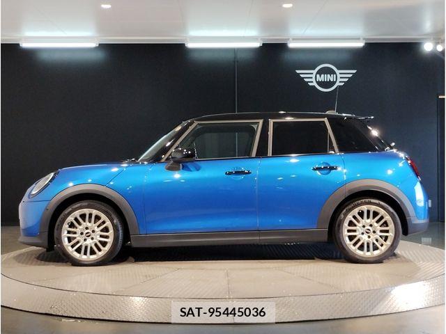 Bmw MINI 2024-10 8660245-7