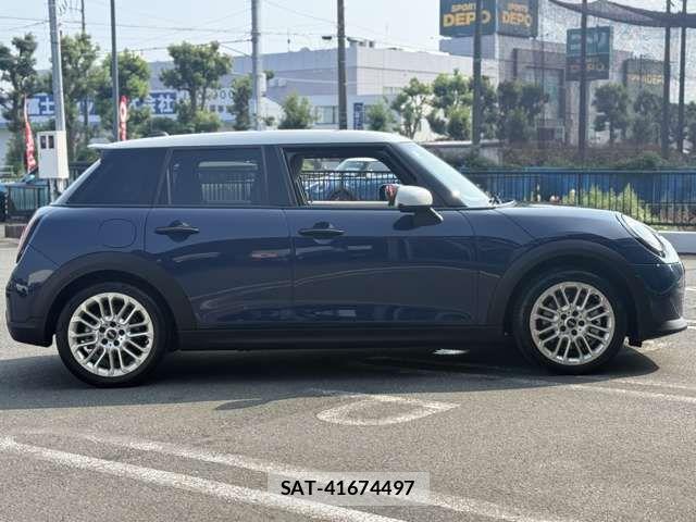 Bmw MINI 2025-07 8666509-16