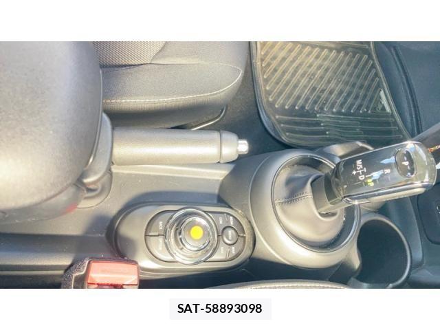 Bmw MINI 2019-10 8660246-19