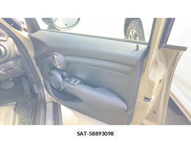 Bmw MINI 2019-10 8660246-7