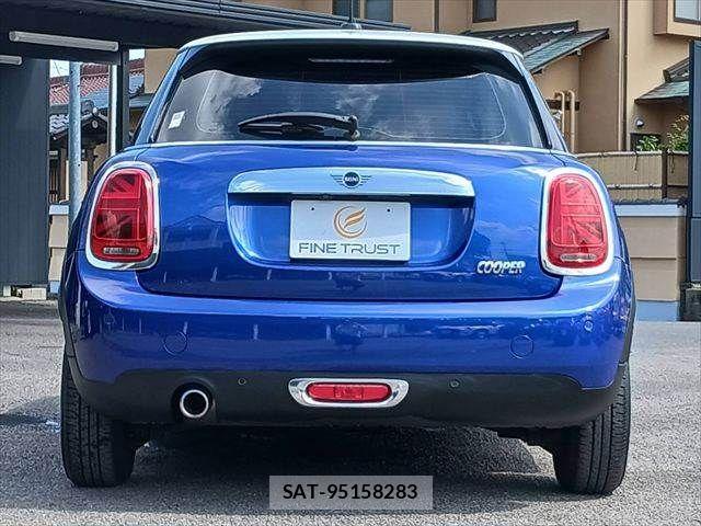 Bmw MINI 2019-11 8685956-17