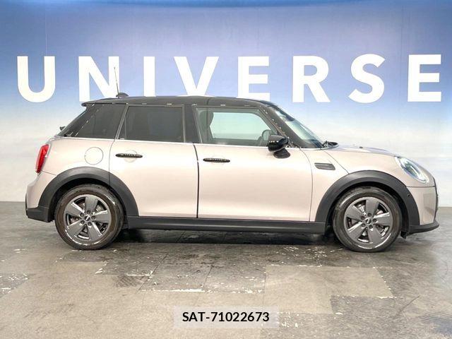 Bmw MINI 2021-12 8743991-15