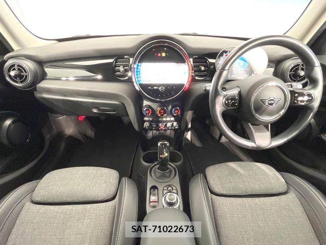 Bmw MINI 2021-12 8743991-1