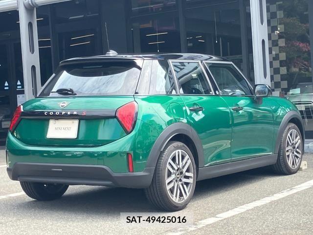 Bmw MINI 2026-02 8743978-2