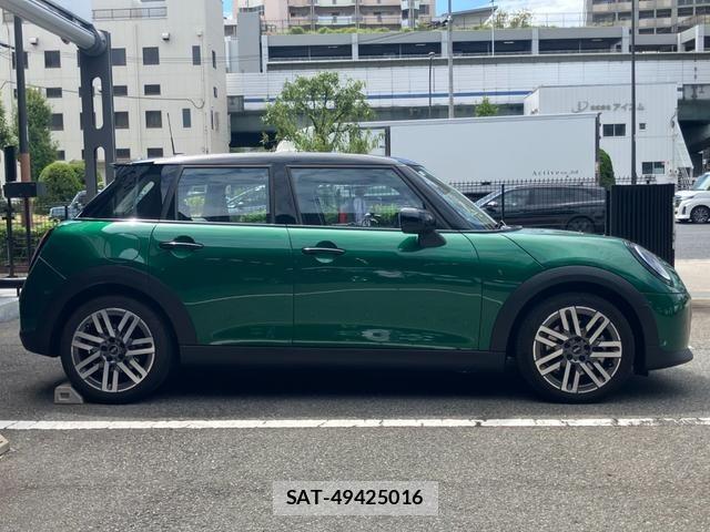 Bmw MINI 2026-02 8743978-7