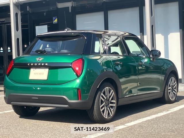 Bmw MINI 2026-02 8743982-2