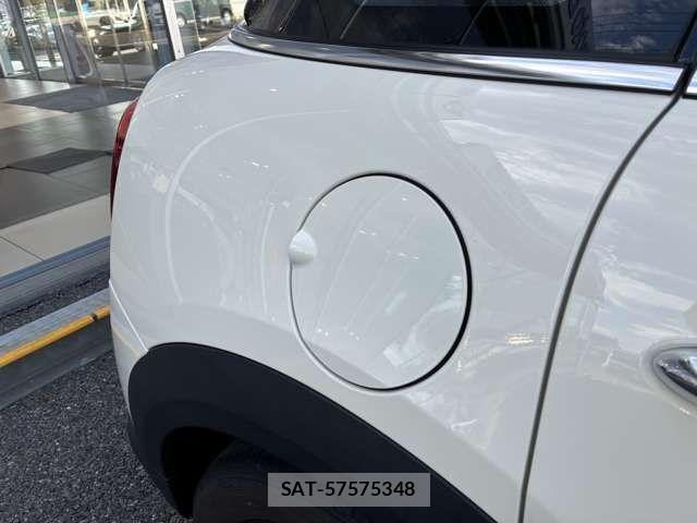 Bmw MINI 2023-01 8743992-14