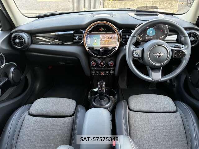 Bmw MINI 2023-01 8743992-1