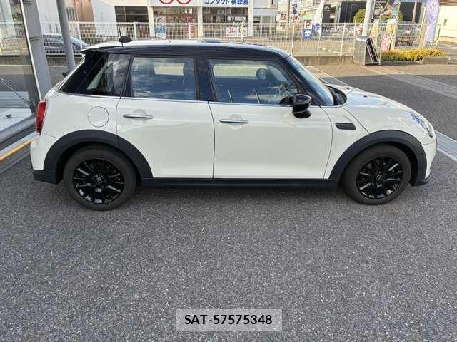Bmw MINI 2023-01 8743992-19