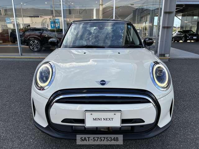 Bmw MINI 2023-01 8743992-7