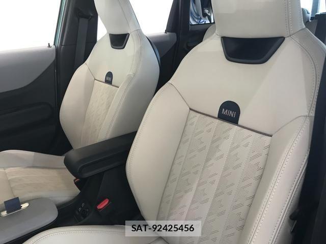 Bmw MINI 2025-12 8743979-10