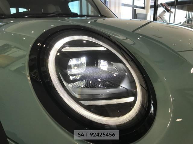Bmw MINI 2025-12 8743979-26