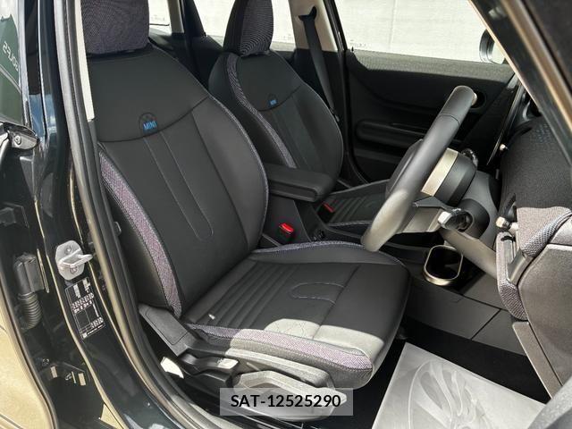 Bmw MINI 2026-03 8743980-13